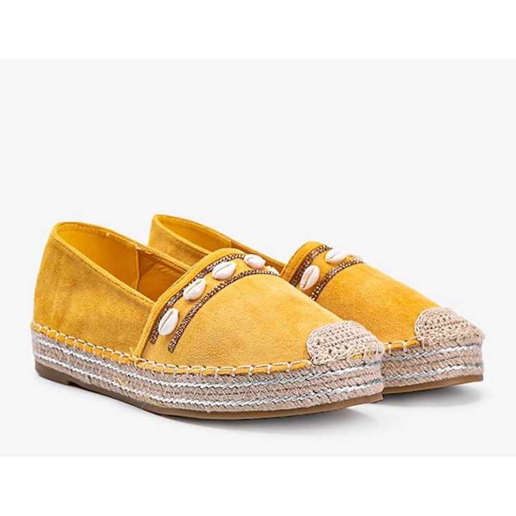 Alpargatas mostaza con conchas Sea Side amarillo 1
