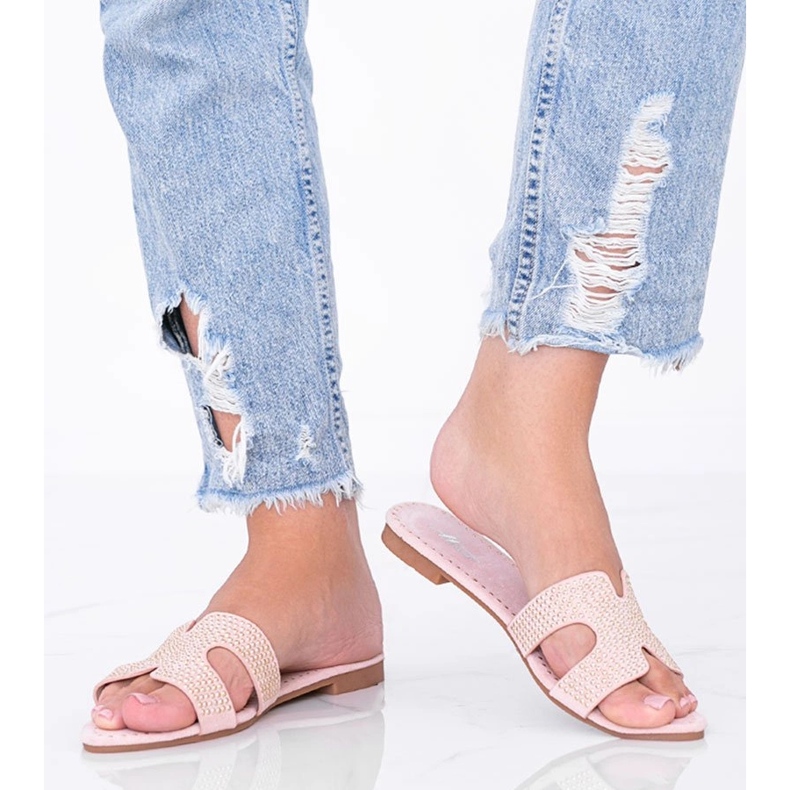 Tachuelas resistentes en chanclas rosas rosado 1 Tachuelas resistentes en chanclas rosas rosado 1