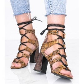 Sandalias con estampado de piel de serpiente Merry brown marrón 1