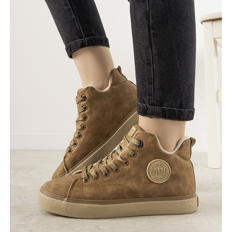 Zapatillas Giulia de mujer Big Star con aislamiento marrón 1