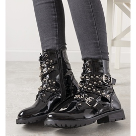 Botas de mujer lacadas en negro de Tanut 2