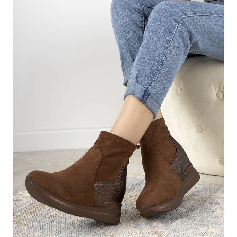 Zapatillas marrones con aplicación de piel de serpiente Garibay marrón 1 Zapatillas marrones con aplicación de piel de serpiente Garibay marrón 1