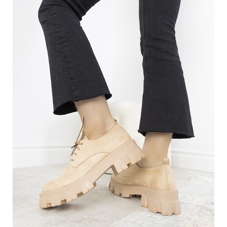 Zapatos beige con suela gruesa Melisande 1