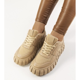 Deportivas beige con suela alta de Morico 1