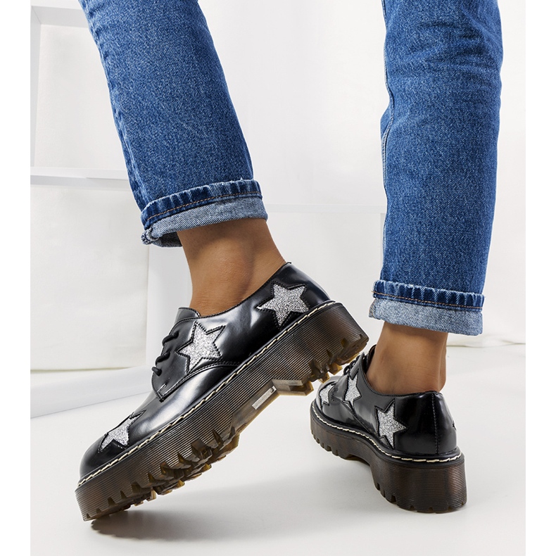 Zapatos negros con estrellas Starl 2