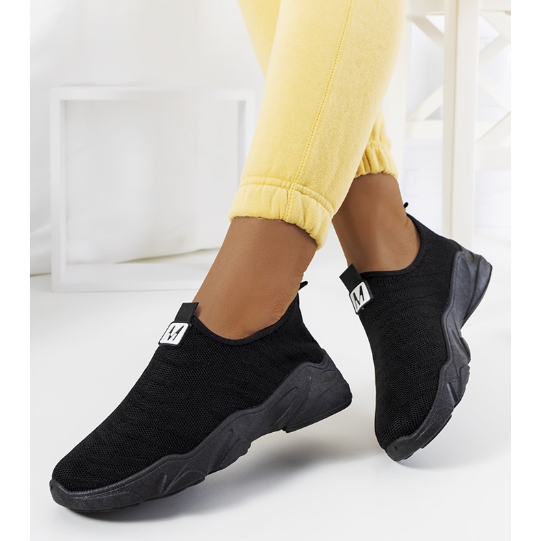 BM Zapatillas negras Aaron negro 1