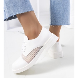 Zapatos blancos de mujer Huard 3