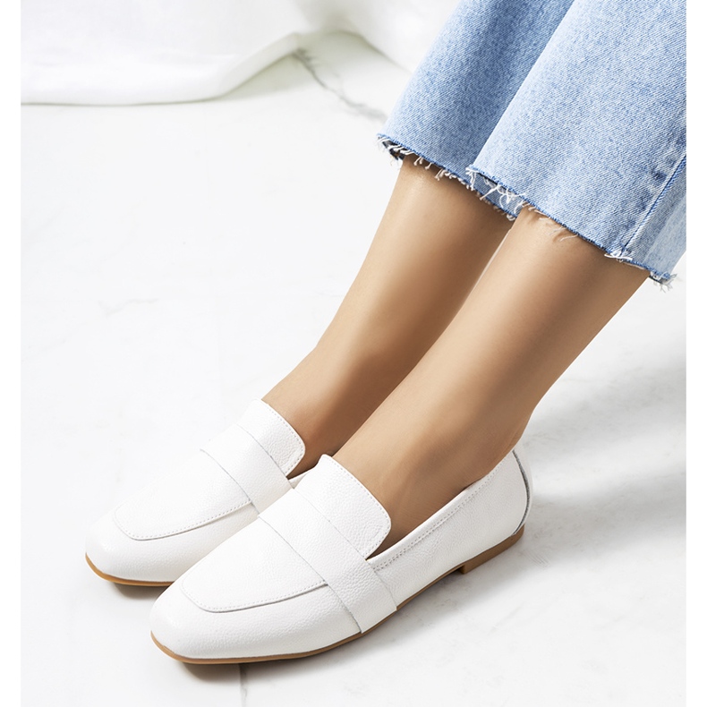 Zapatos de mujer Maple de piel en color blanco. 1