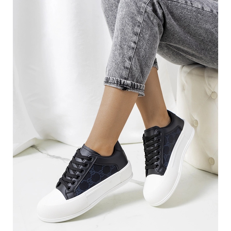 Zapatillas negras en la plataforma Birkett negro 1