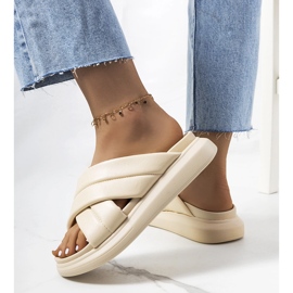 Zapatillas beige en la plataforma Allport 1 Zapatillas beige en la plataforma Allport 1