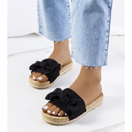Pantuflas negras con lazo de Madelen negro 1