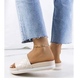 Pantuflas acolchadas Hassell beige 2