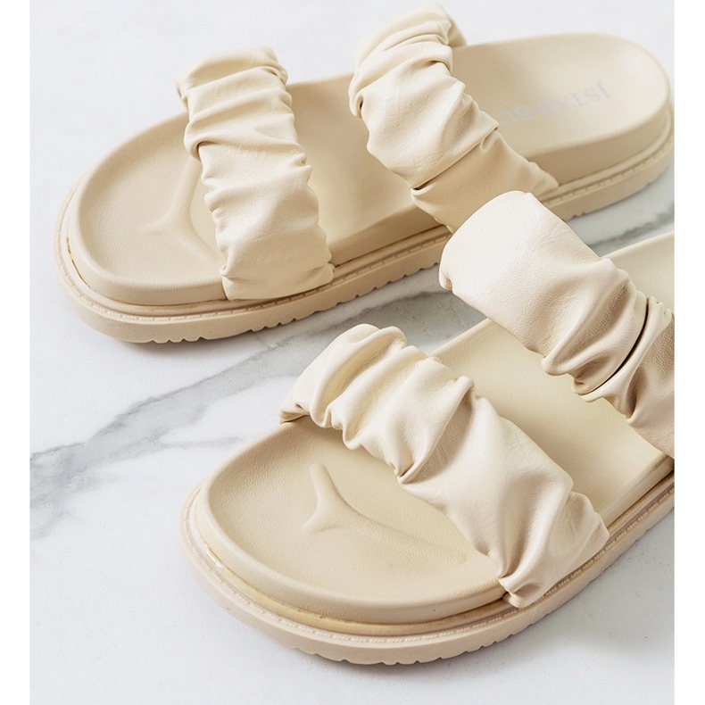 Babuchas mujer Buzaco beige 1