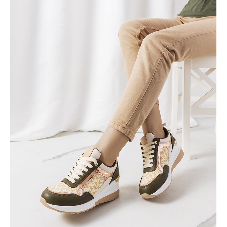 BM Zapatillas verdes de Nanson beige 1