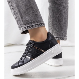 Zapatillas negras en la plataforma Goldsmi negro 2