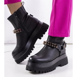 Botas negras con tachuelas Aneta negro 2