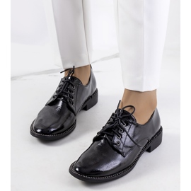 Zapatos de mujer negros de Ricieri 1