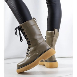 Botas verdes de Redel 1