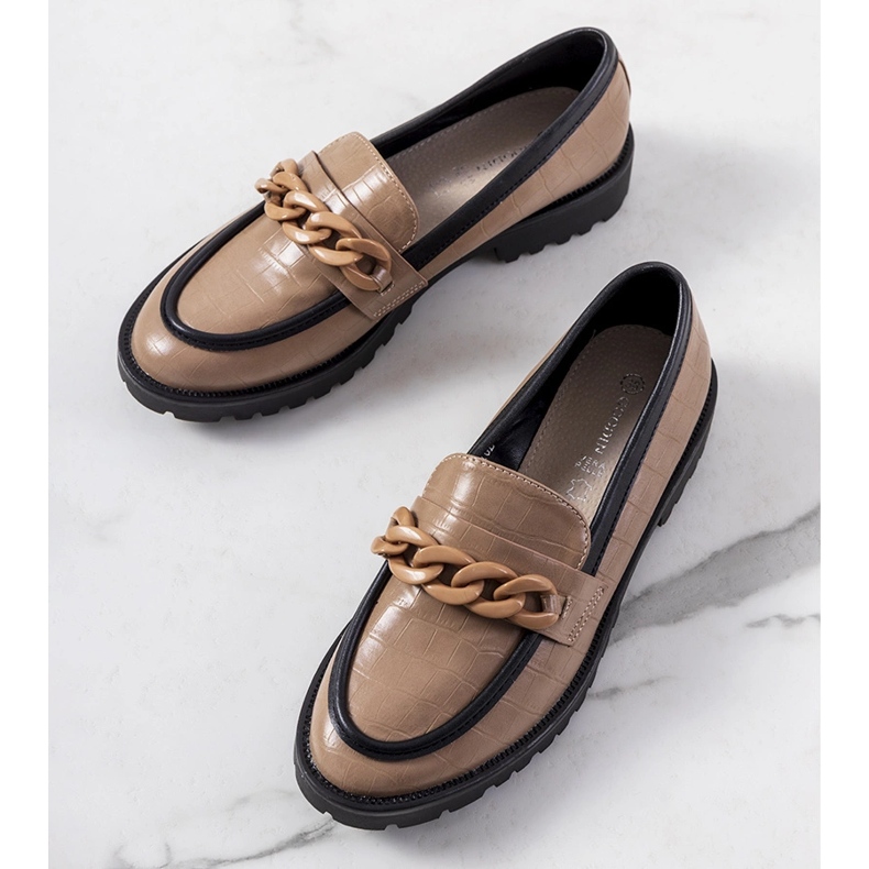 Zapatos beige de Kesira 1