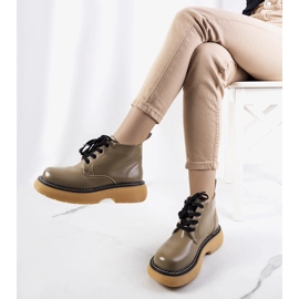 Botas verdes de Redelek 2