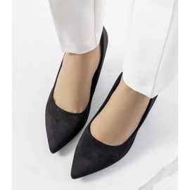 Zapatos de salón negros de Beckton. 1