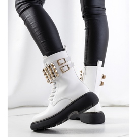 Botas blancas con tachuelas Lacer blanco 2