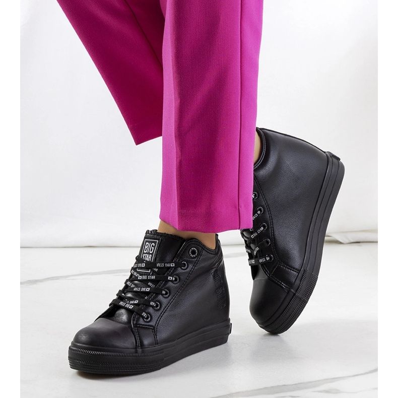 Zapatillas negras en la cuña Big Star EE274127 negro 1