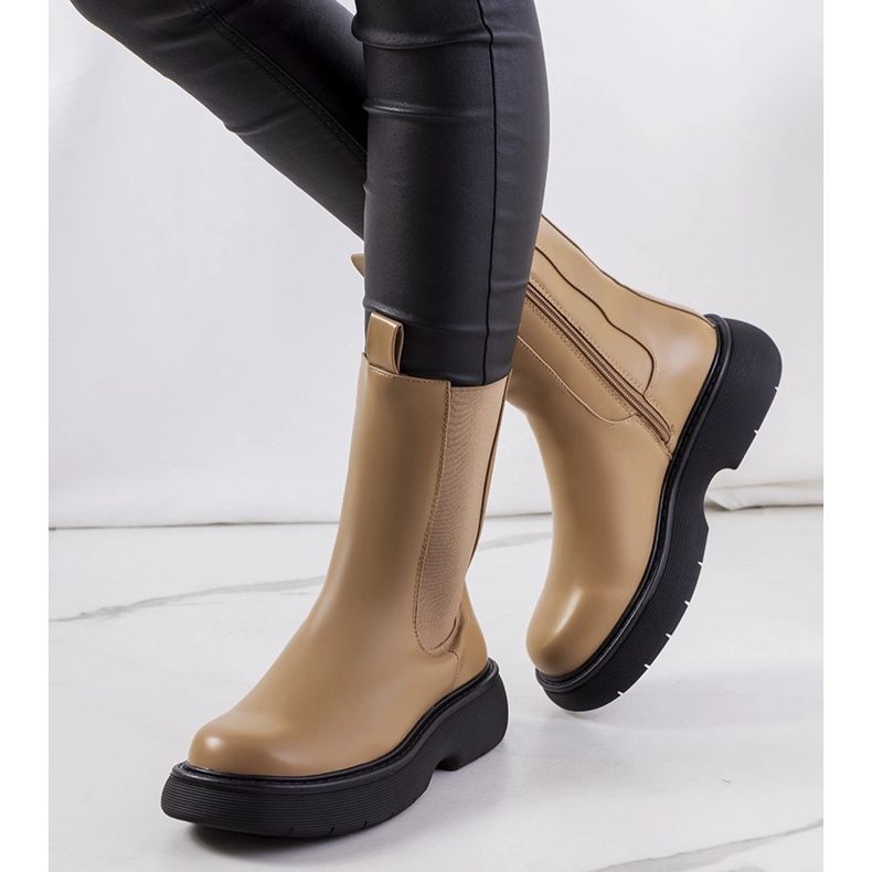 Botas beige de Willsden boots 1 Botas beige de Willsden boots 1