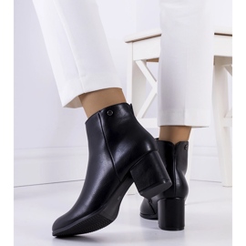 Botas negras al poste de ecopiel Durnatel negro 2