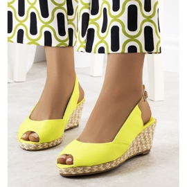 Sandalias cuña Gonca verde 1