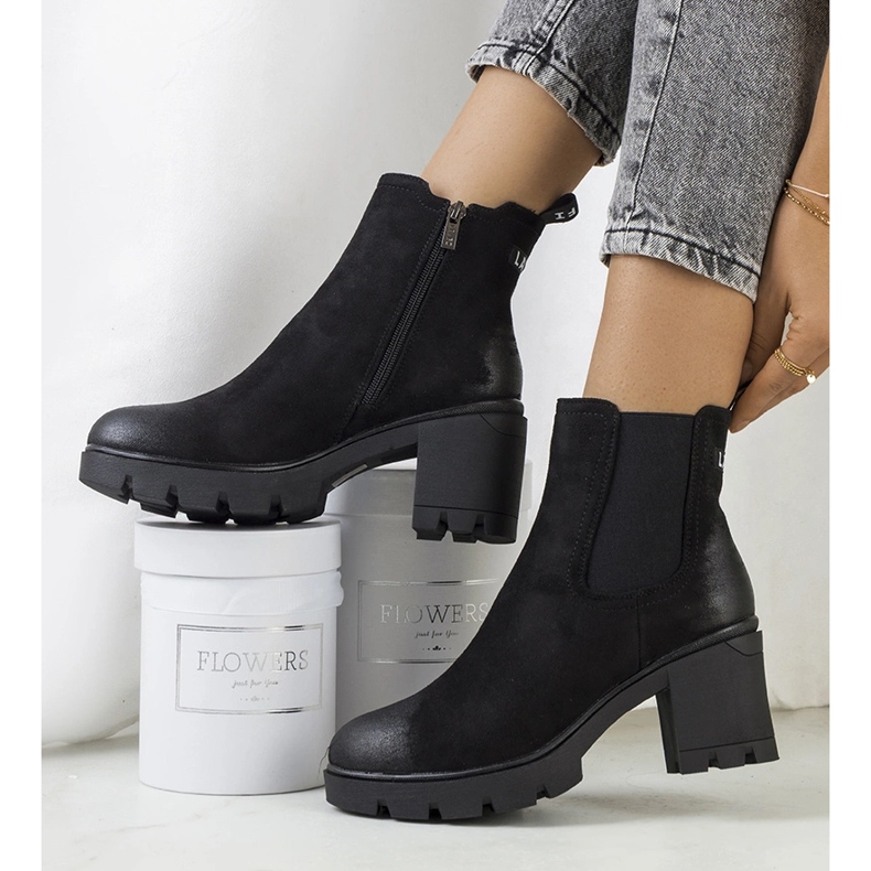 Botas de tacón en ante negras de Svelte negro 2