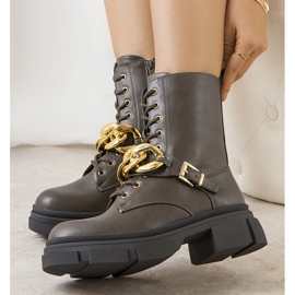 Botas de montaña verdes con cadena Iversen 1
