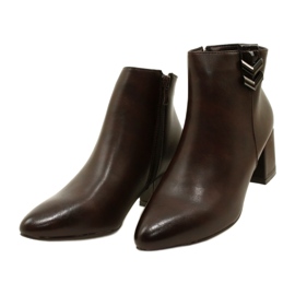 M.Daszyński Botas para mujeres para un control deslizante aislado marrón 2