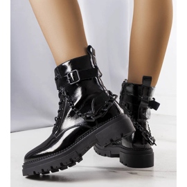 Botines Constance de charol negro 2