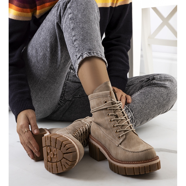 PA1 Cazadores beige de Nicolo 1