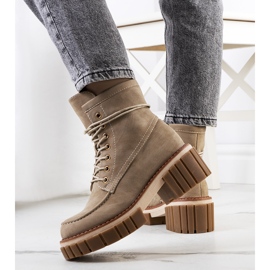 PA1 Cazadores beige de Nicolo 2