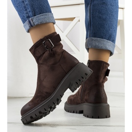 Botas marrones de Alejandra marrón 1