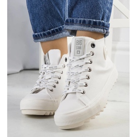 Deportivas blancas con aislamiento Big Star GG274108 blanco 1