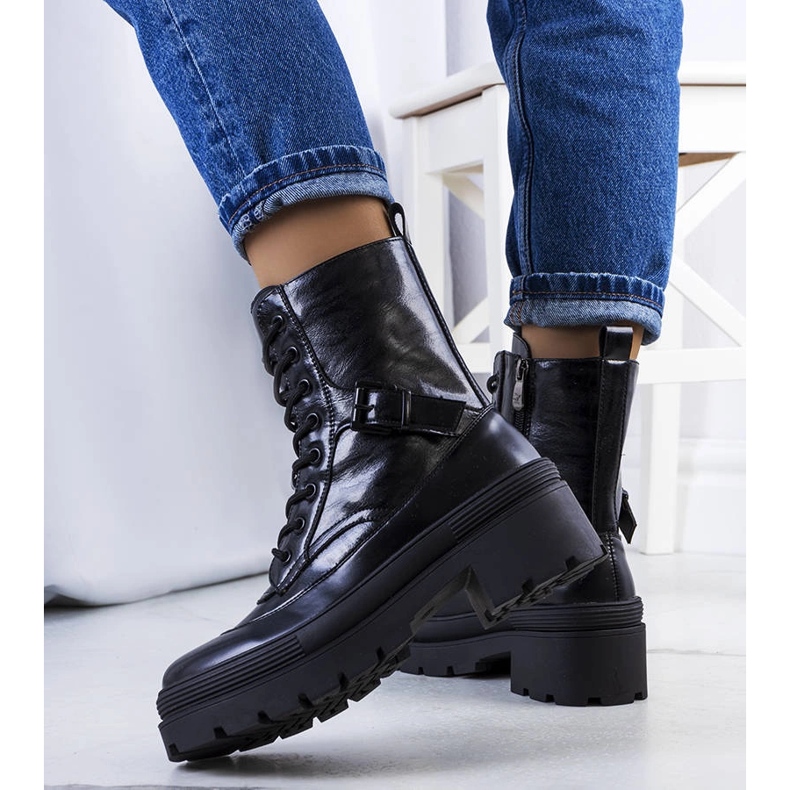 Tramperos negros de Norra 1