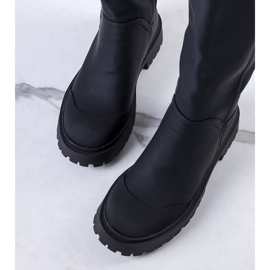 BM Botas Cortanz con aislamiento negro 2