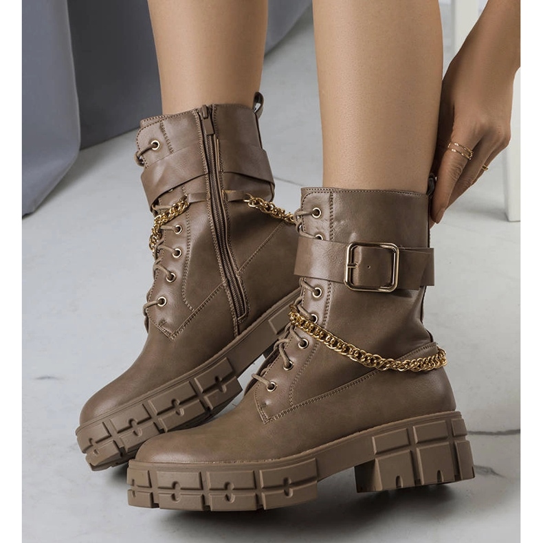 Botas aislantes Cerrelli beige 1 Botas aislantes Cerrelli beige 1