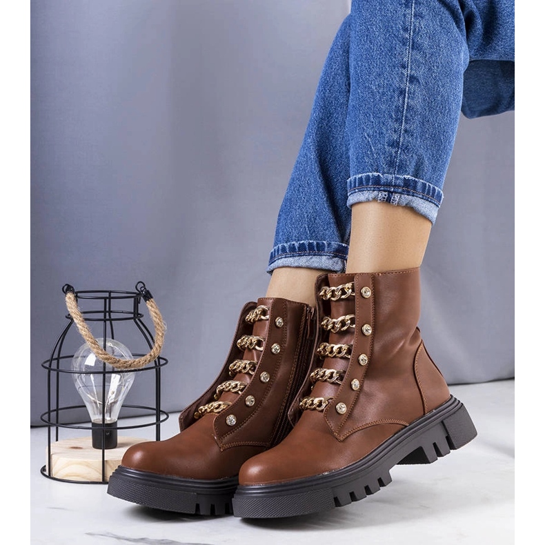 Botas con aislamiento camel de Perno marrón 1 Botas con aislamiento camel de Perno marrón 1
