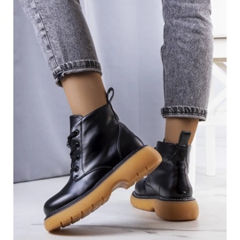 Botas aislantes negras Lutero negro 2