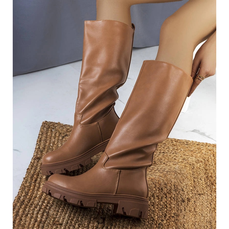 Botas con aislamiento marrones de Romelio marrón 1 Botas con aislamiento marrones de Romelio marrón 1