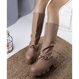 Botas con aislamiento marrones de Cumia beige 1 Botas con aislamiento marrones de Cumia beige 1