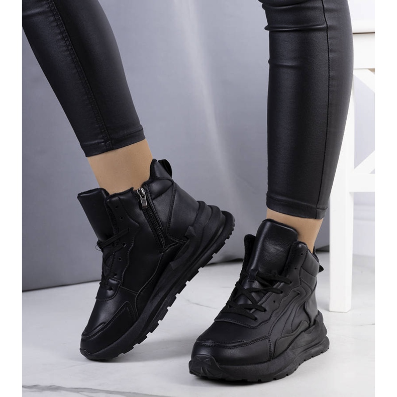 Zapatillas negras con aislamiento de Tasma. negro 1