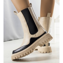 PA1 Botas beige y negras de Valeris negro 2