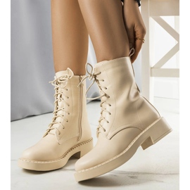 Botas con aislamiento beige de Ildar 1