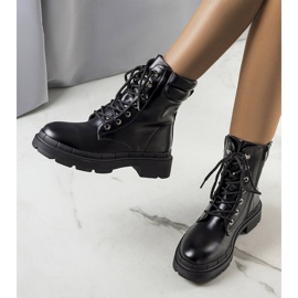 Botas negras con aislamiento de Anfisa negro 1 Botas negras con aislamiento de Anfisa negro 1
