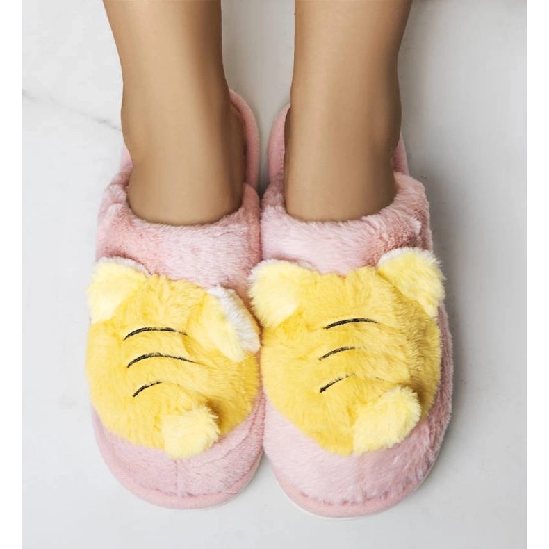 Pantuflas rosas y amarillas de Bee rosado 1 Pantuflas rosas y amarillas de Bee rosado 1